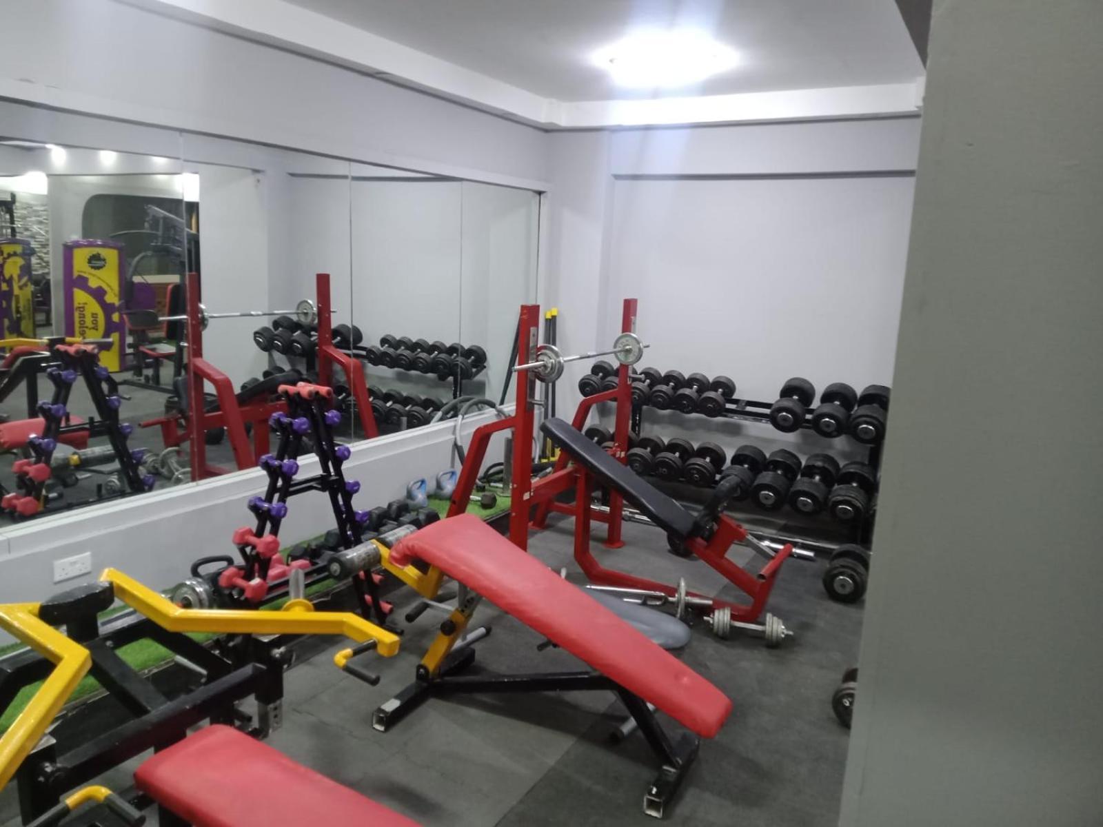 Al Hussam Hotel Apartments Rusayl Exteriör bild